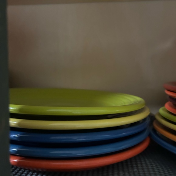 SEVERAL fiestaware dishes - Picture 7 of 7